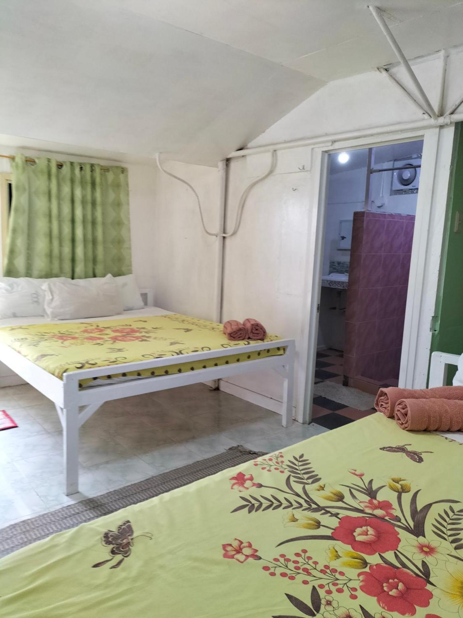 Cronin Residence Resort Oslob Exterior photo