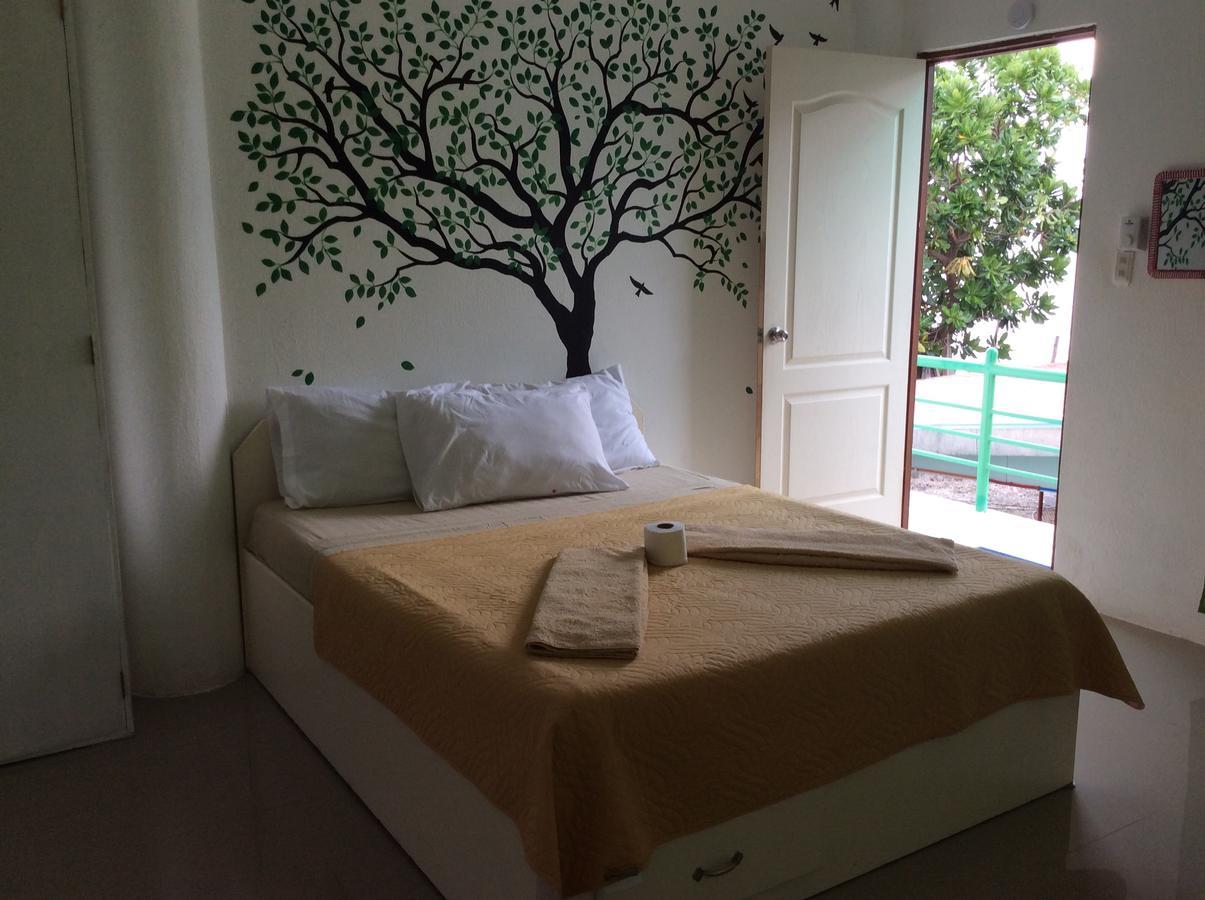 Cronin Residence Resort Oslob Exterior photo