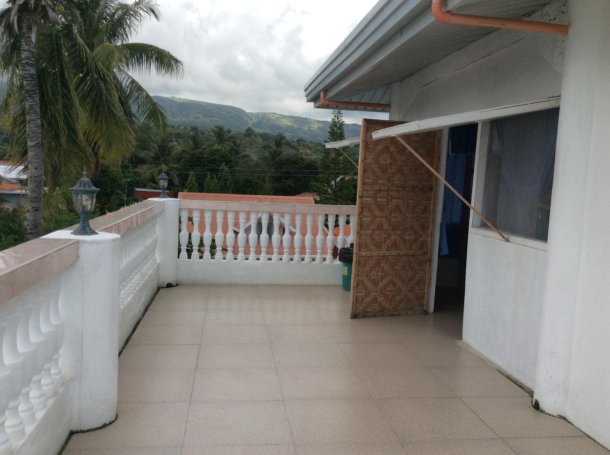 Cronin Residence Resort Oslob Exterior photo